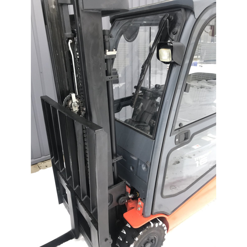 Електричний навантажувач TOYOTA 8FBMT16.