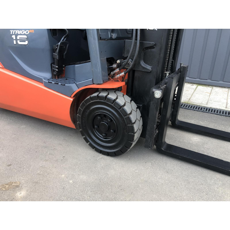 Електричний навантажувач TOYOTA 8FBE16T