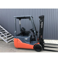 Електричний навантажувач TOYOTA 8FBE16T