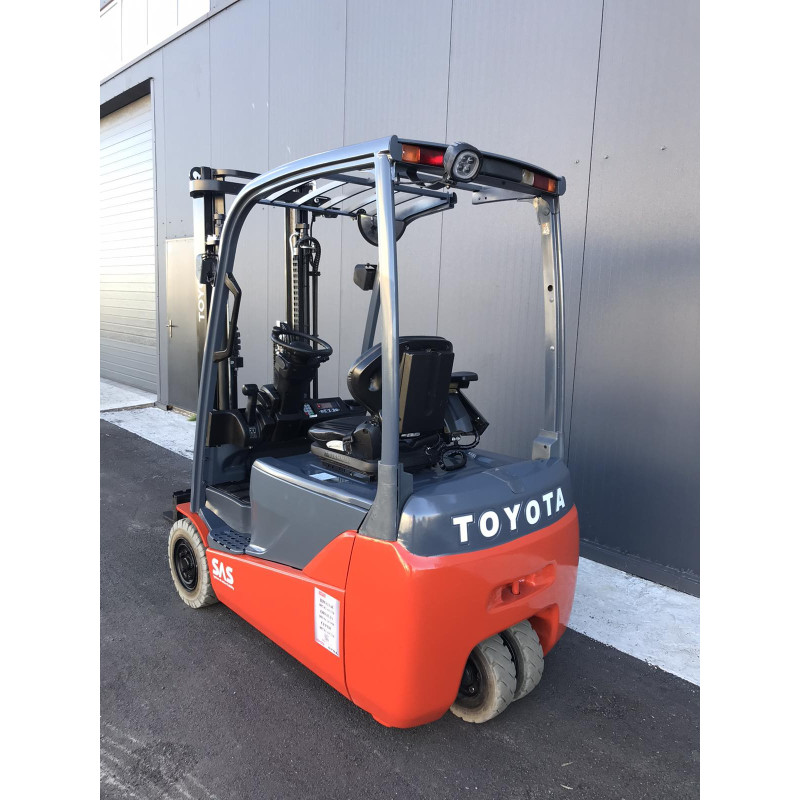 Електричний навантажувач TOYOTA 8FBE16T