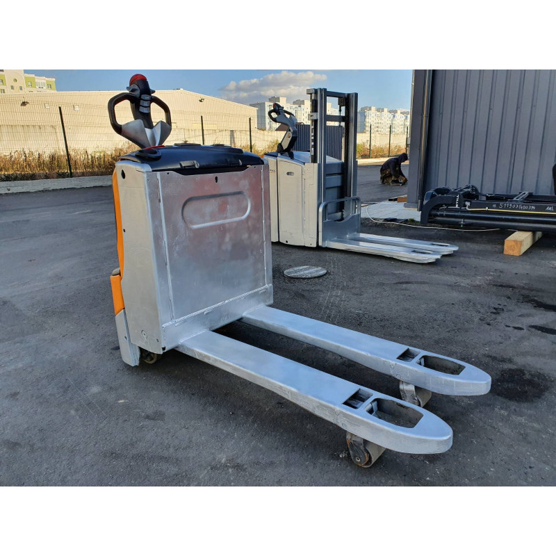 Тележка электрическая STILL EXU 16.