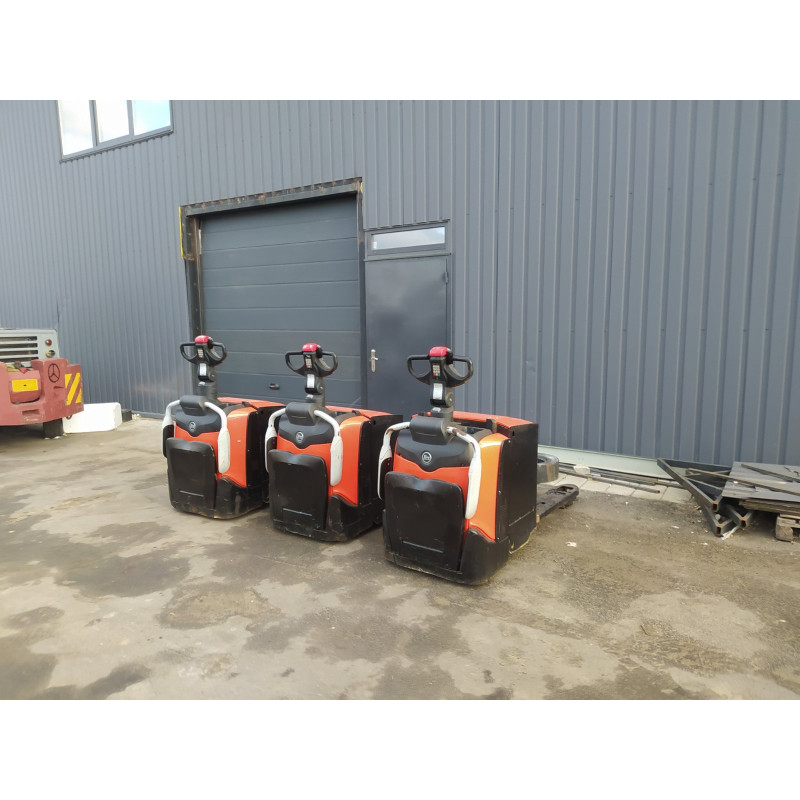 Электрическая тележка BT LPE250.