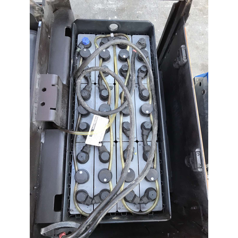 Электрическая тележка BT LPE220.