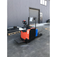 Електричний візок BT LPE220.