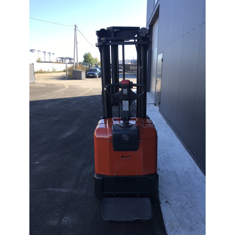 Штабелер электрический BT SPE 160L