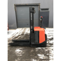 Штабелер електричний  BT SPE125 