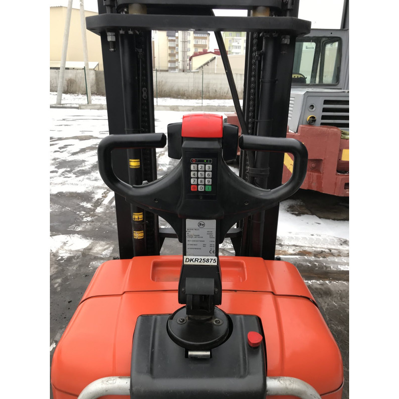 Штабелер електричний  BT SPE125 