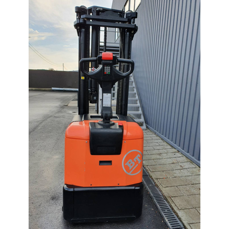 Штабелер электрический BT SPE 160