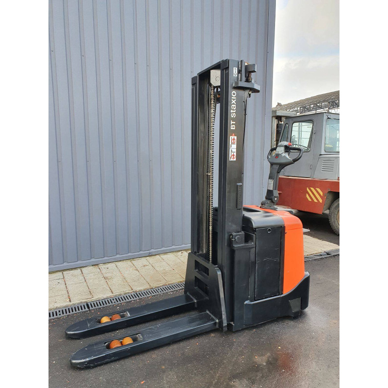 Штабелер электрический BT SPE 160