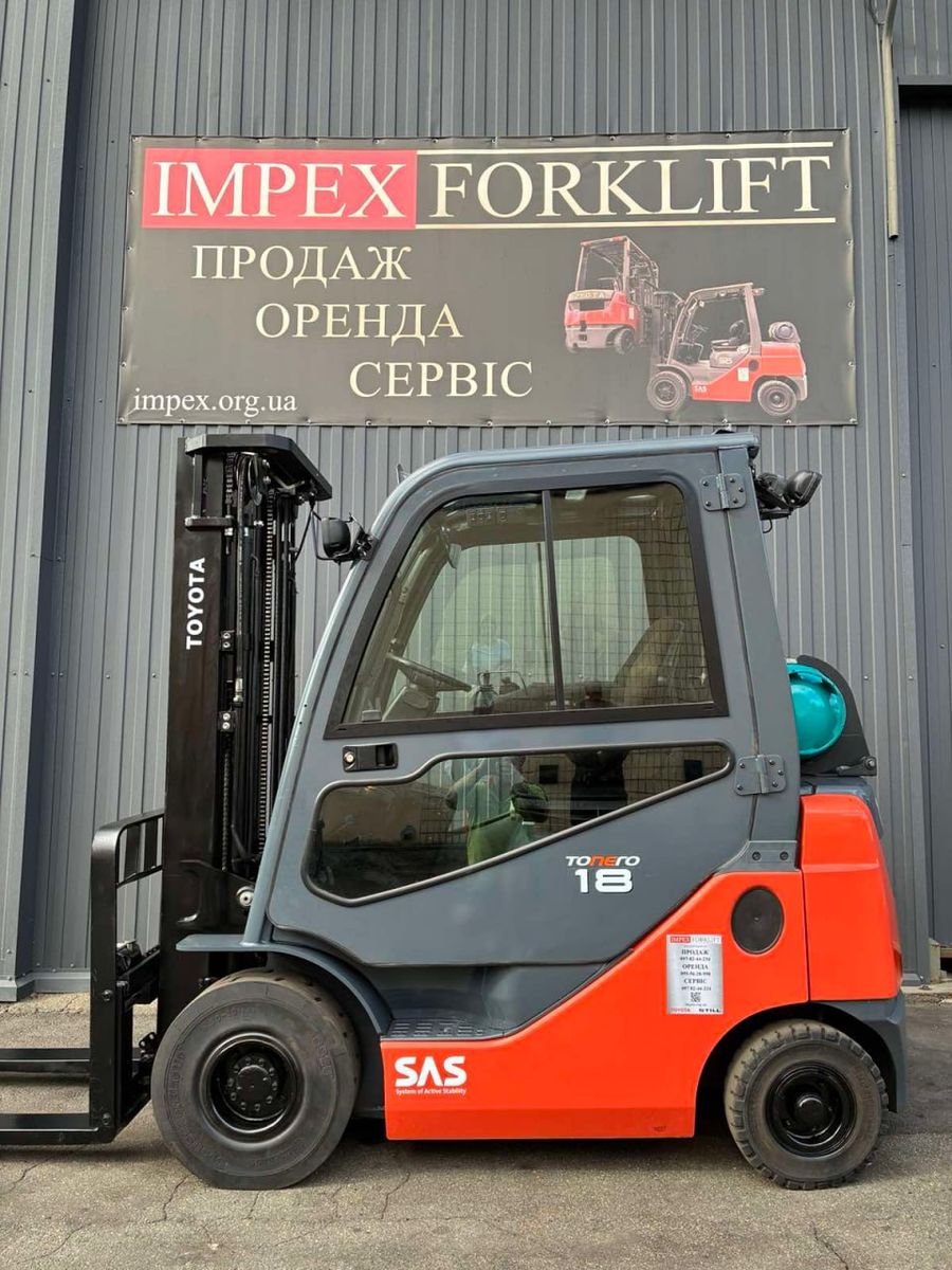 Газовый погрузчик Toyota 02-8FGF18 2019 года перед отгрузкой со склада IMPEX в Киеве
